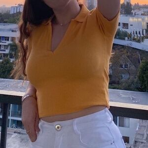 Set of 2!! V-Neck Ribbed Crop Tops